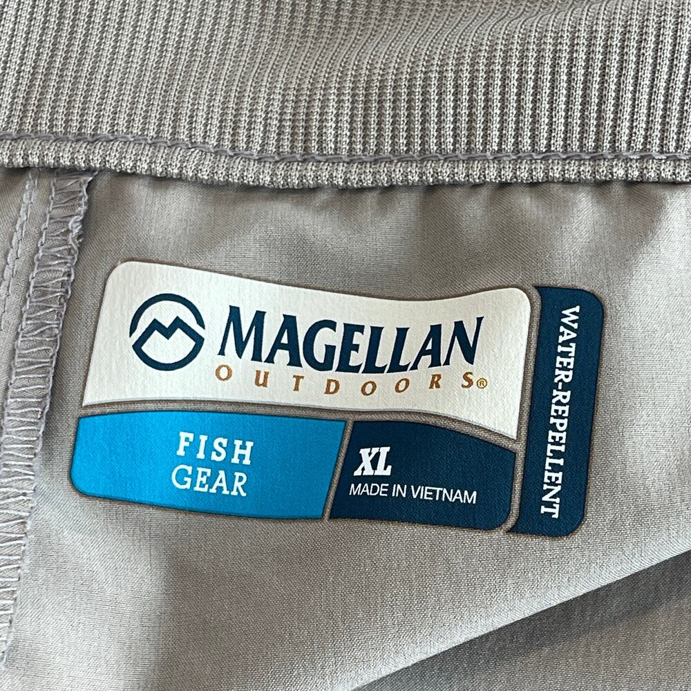 Magellan Outdoors Fish Gear Shorts XL Water Repellent Fishing Athletic Beige - Picture 3 of 10